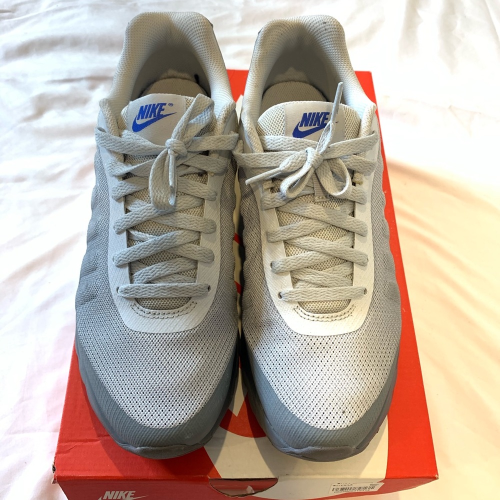 Nike Air Max Invigor Print